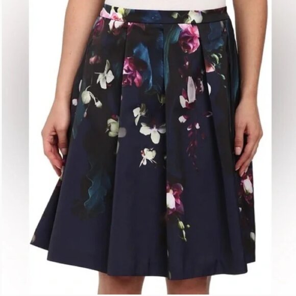 Ted Baker Quirina Fuchsia Floral Full Skirt, size 2 US 6 - Picture 2 of 5